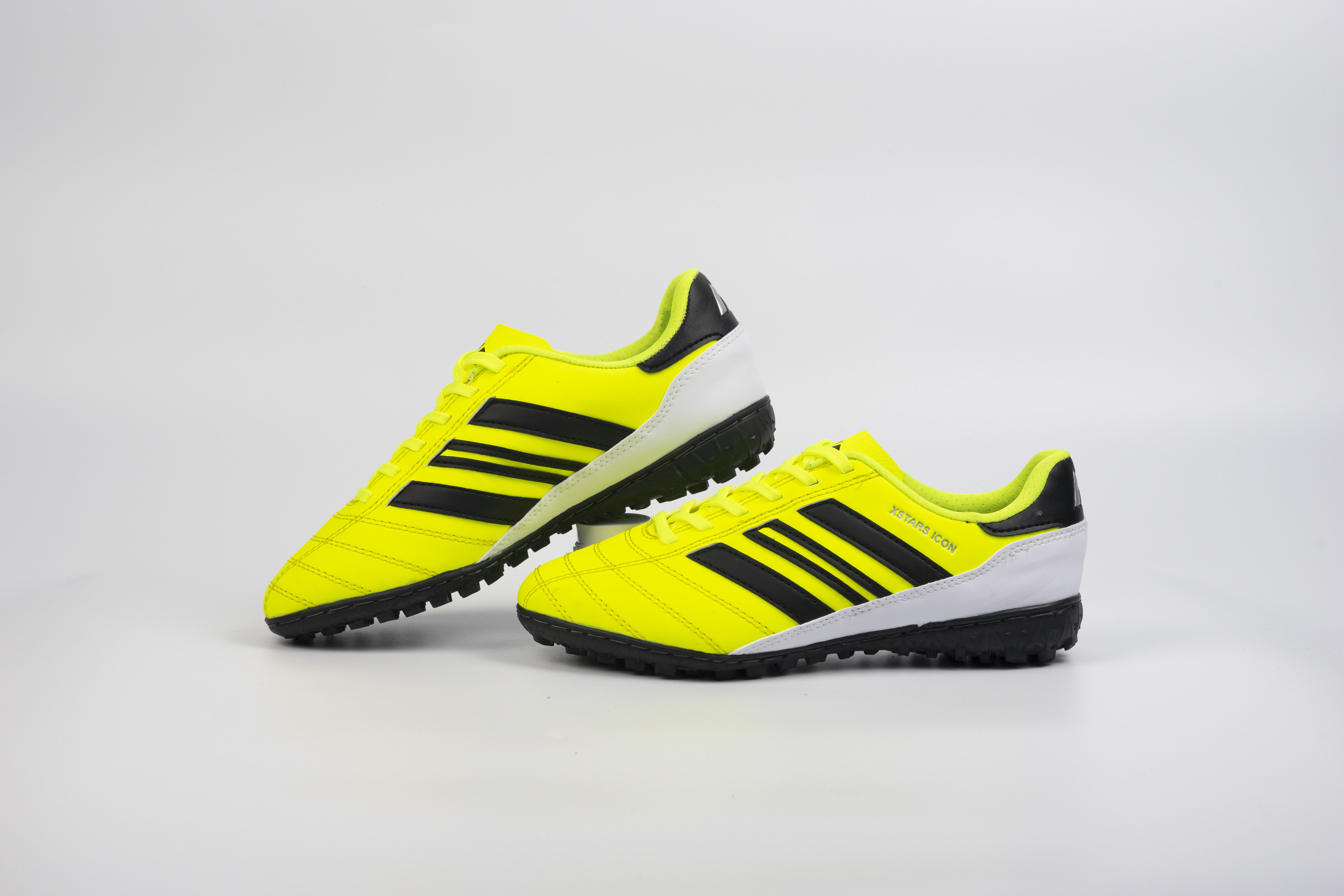 Xstorm Trẻ Em Copa Icon - Chuối Trắng Đen