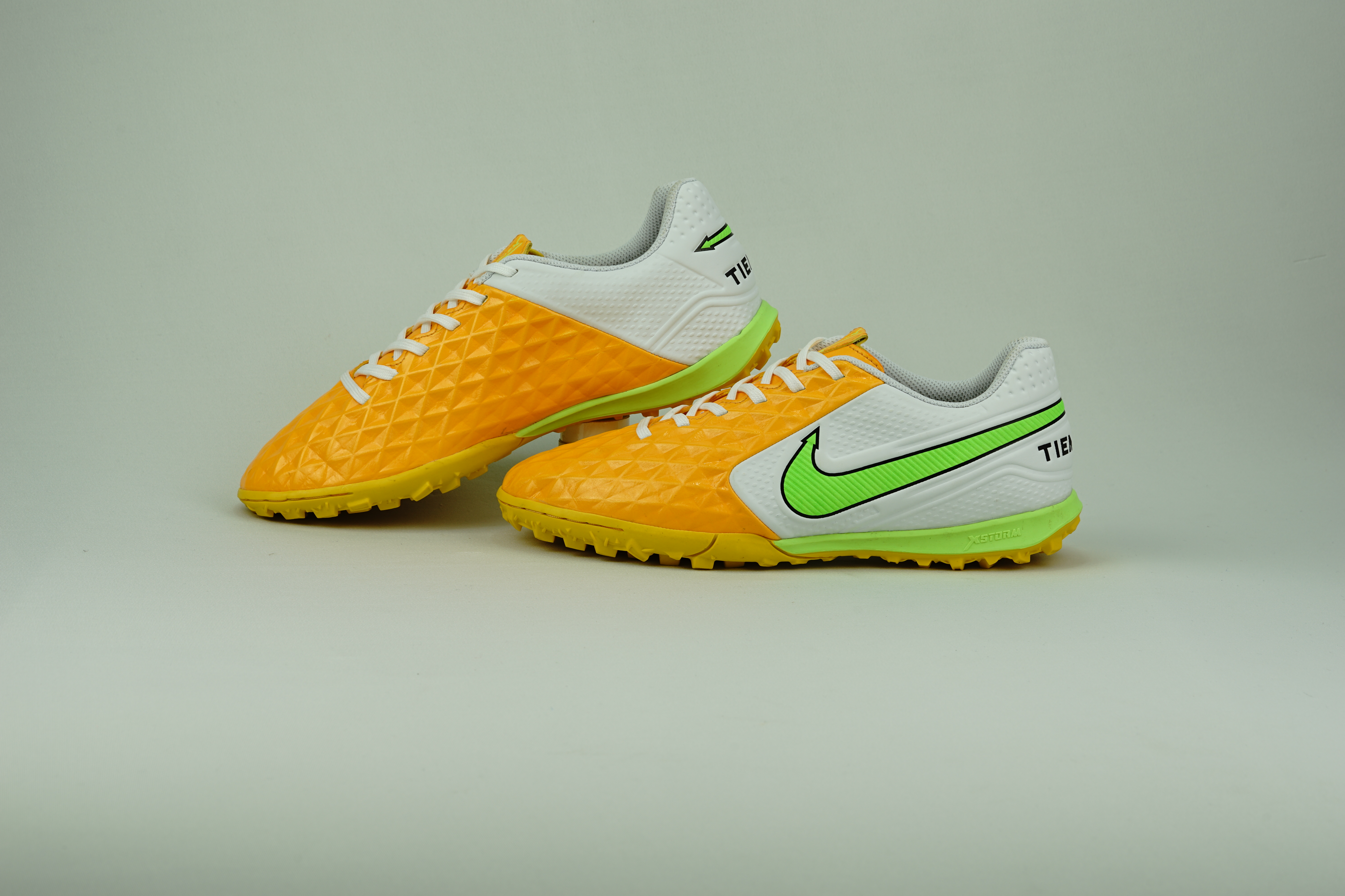 Xstorm Tiempo da - Vàng trắng lá