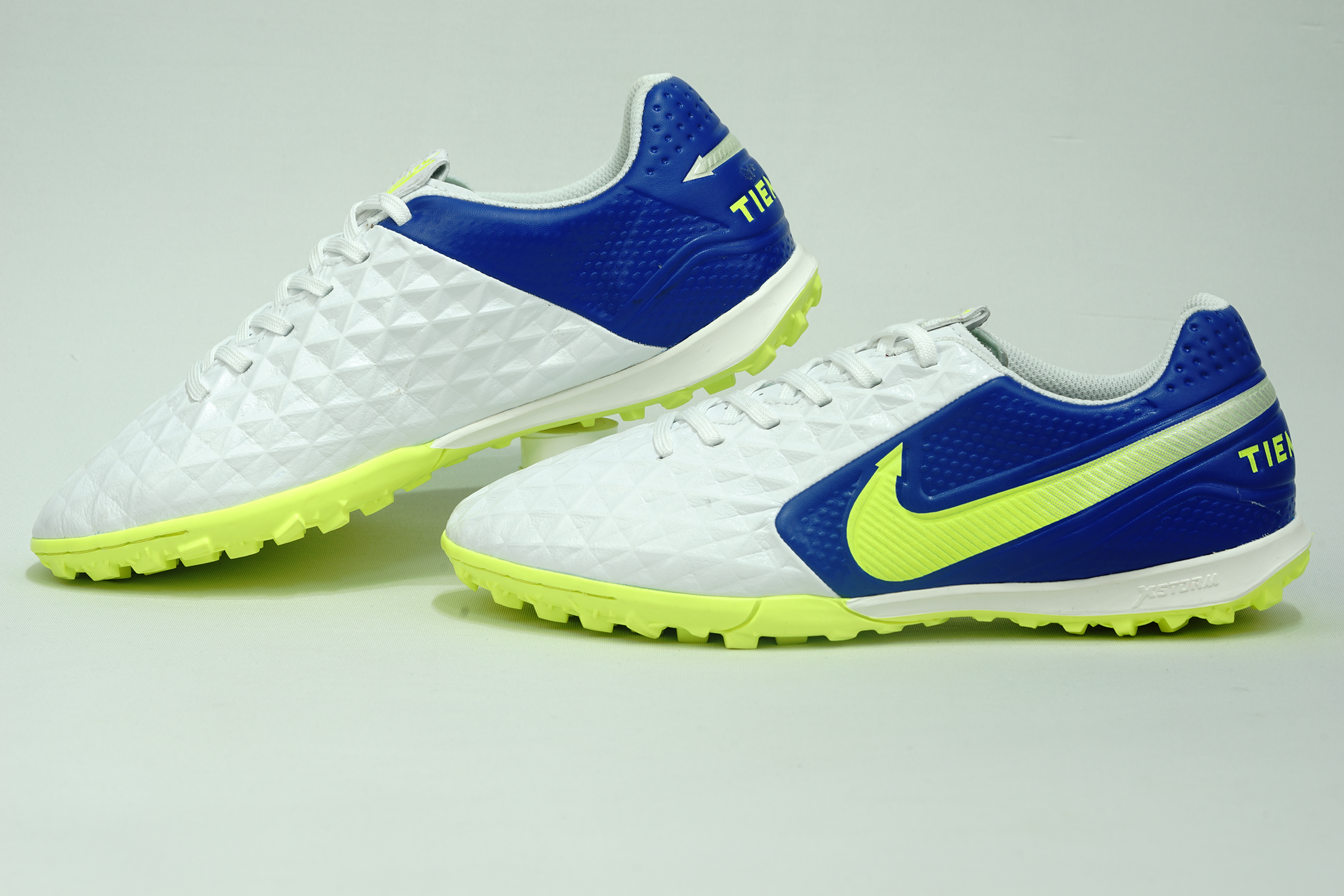 Xstorm Tiempo da - Trắng xanh chuối